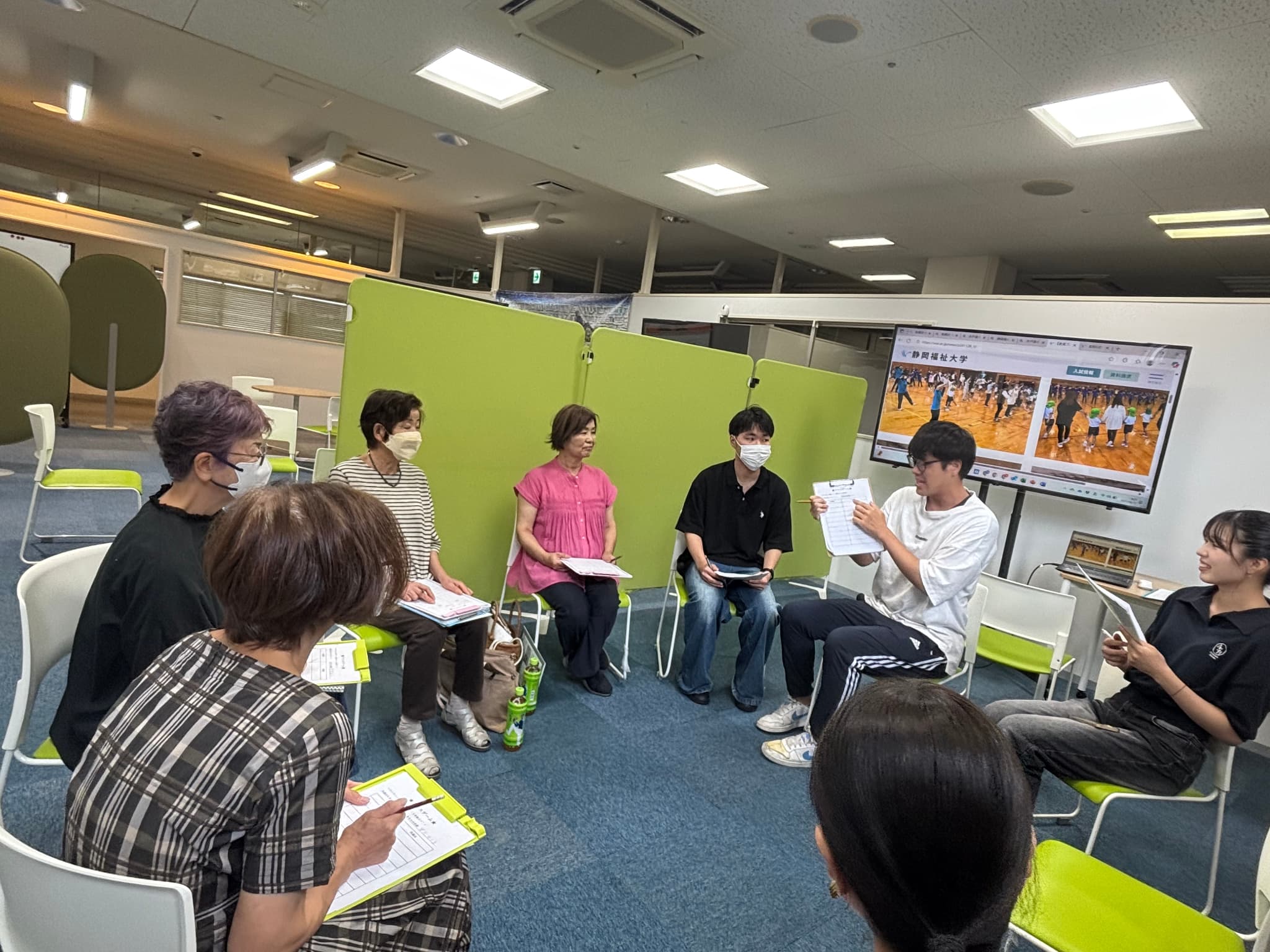 座談会の様子