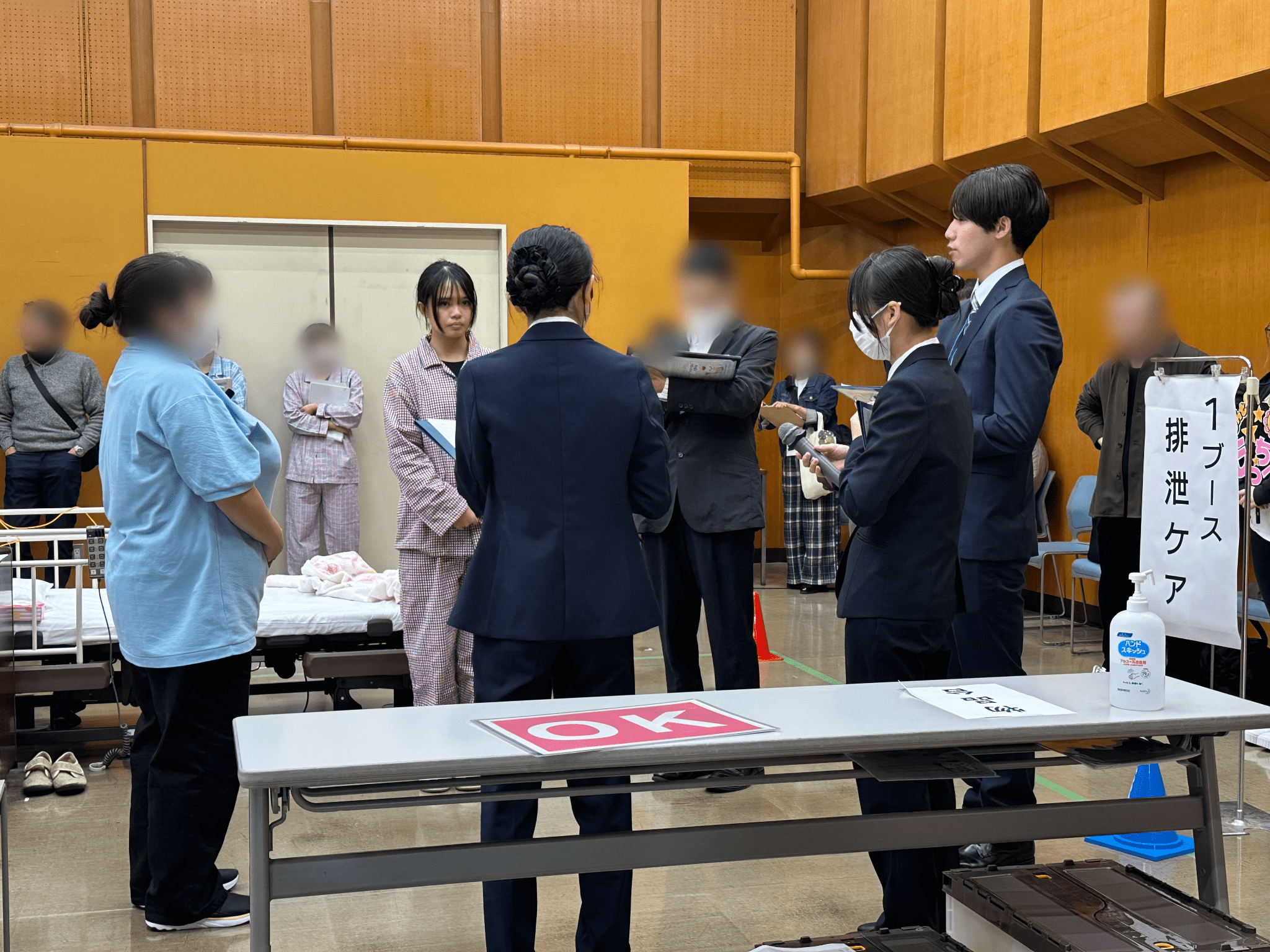 介護技術コンテストの様子