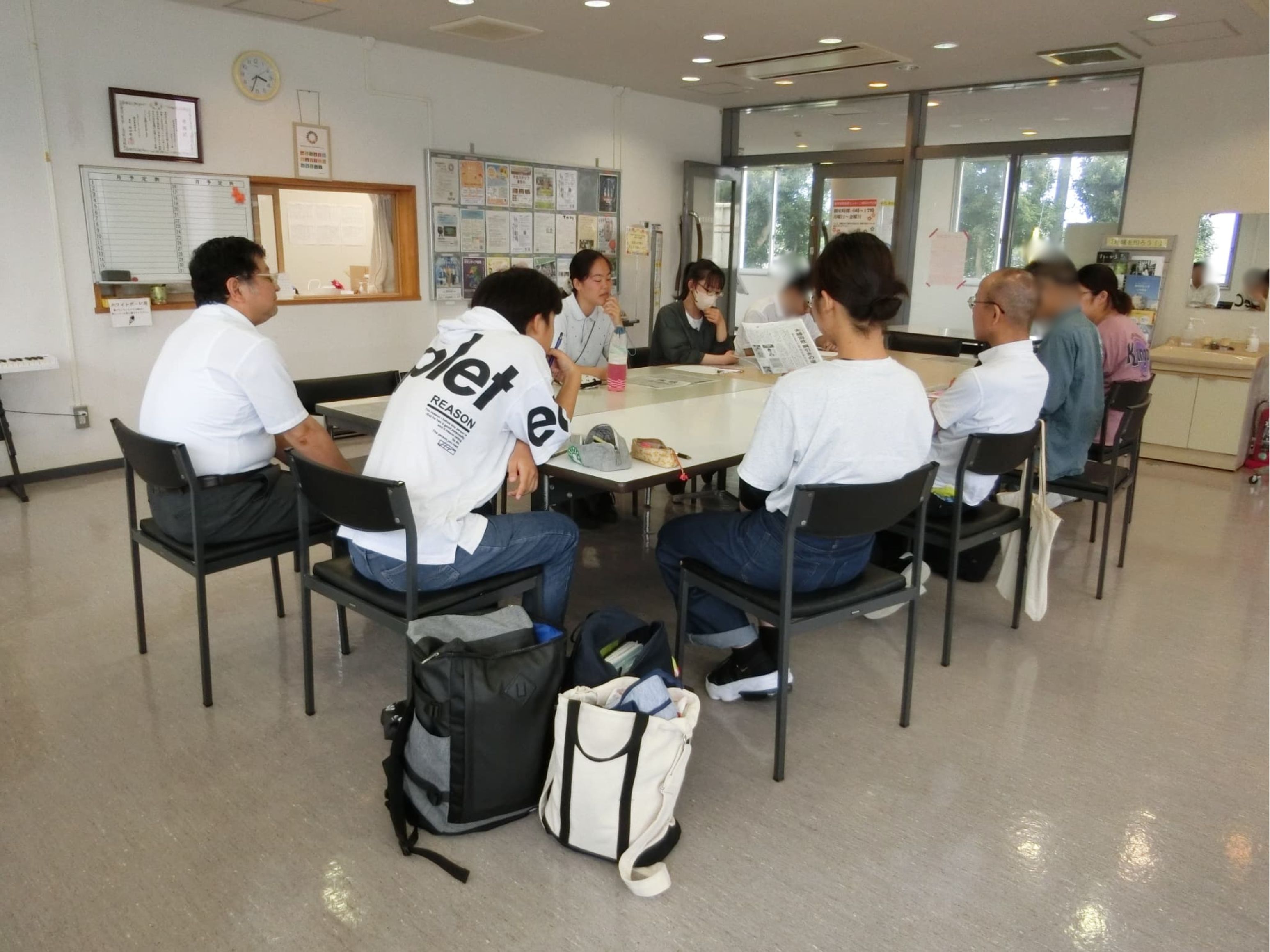新聞交流会の様子