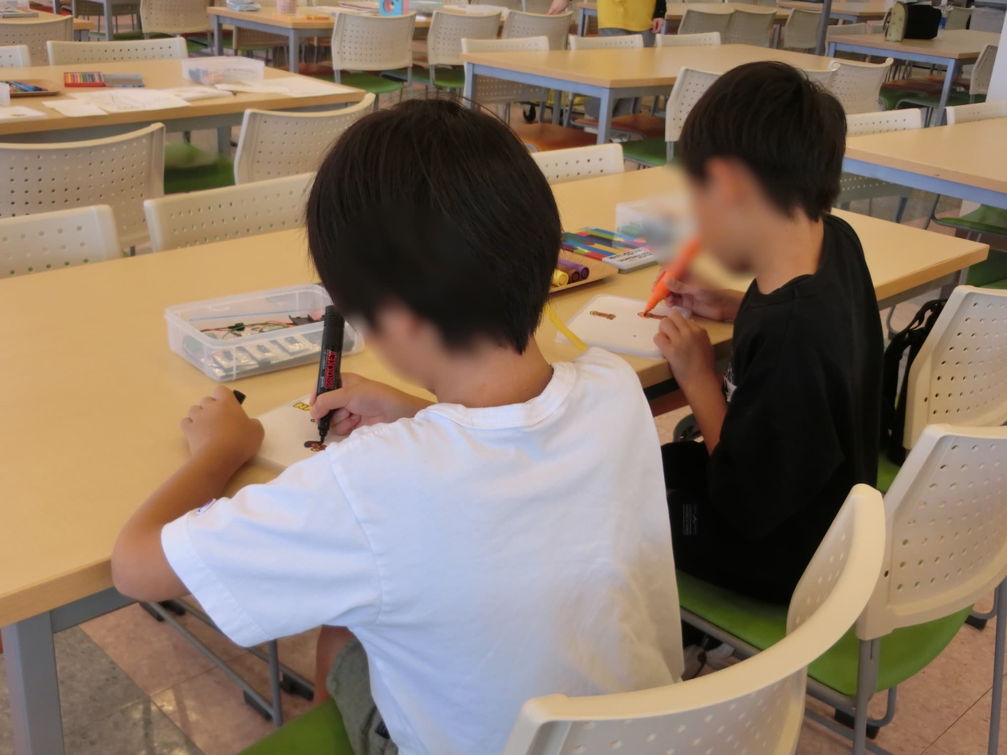 もぐらたたき風ゲームを作成している様子