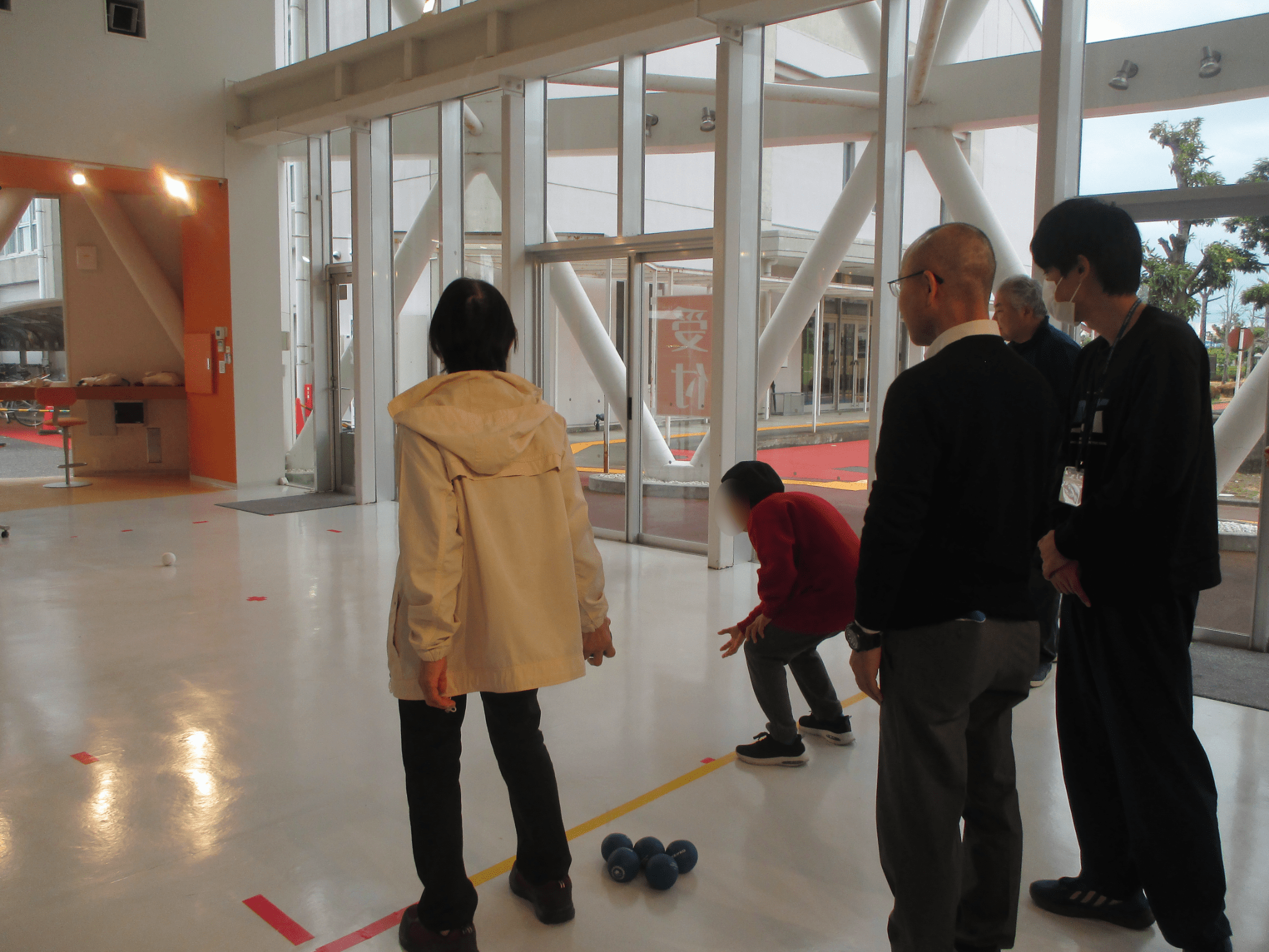 ボッチャをしている様子